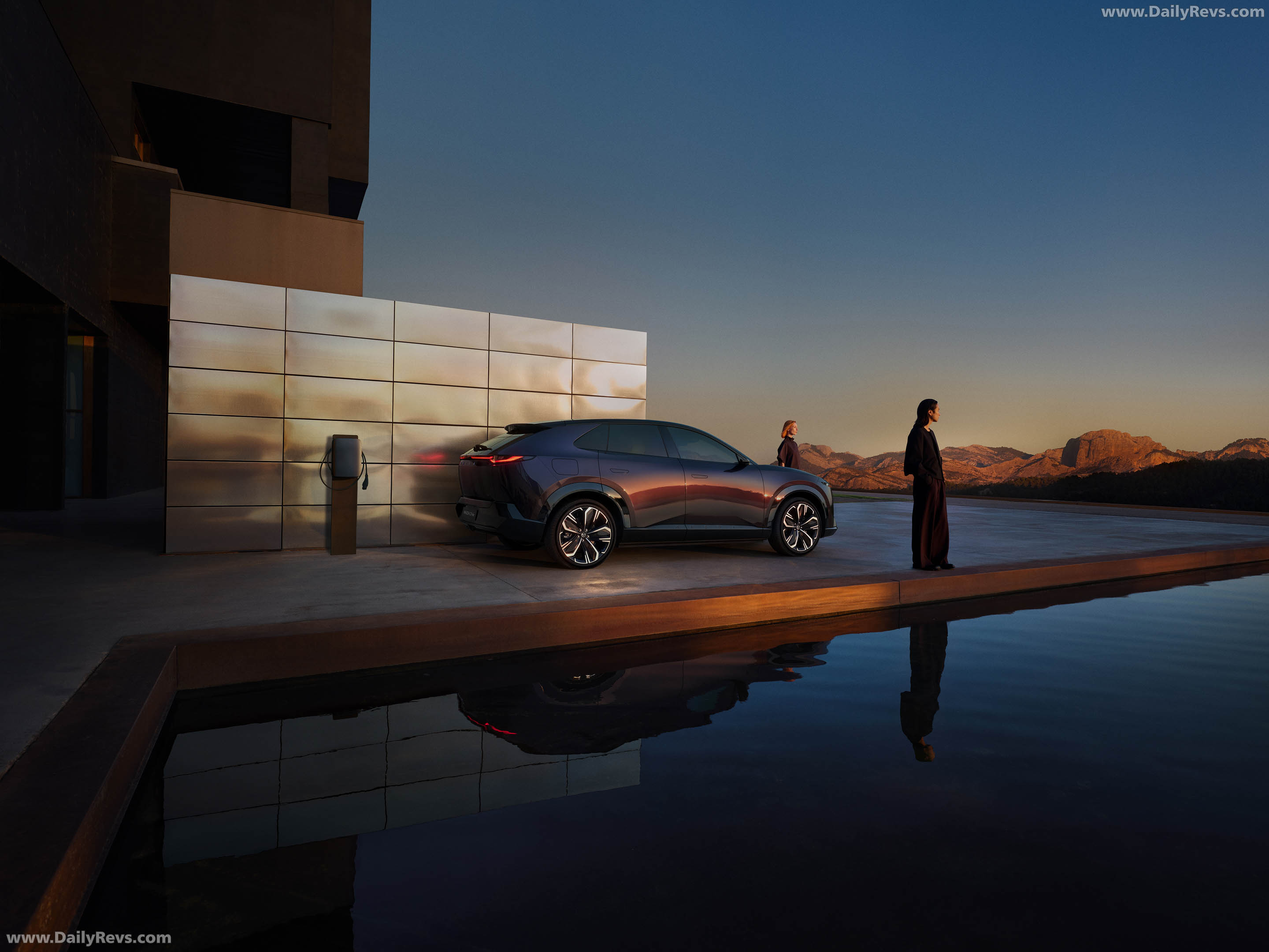 2027 Mazda CX-6e Nightfall Violet Rear View