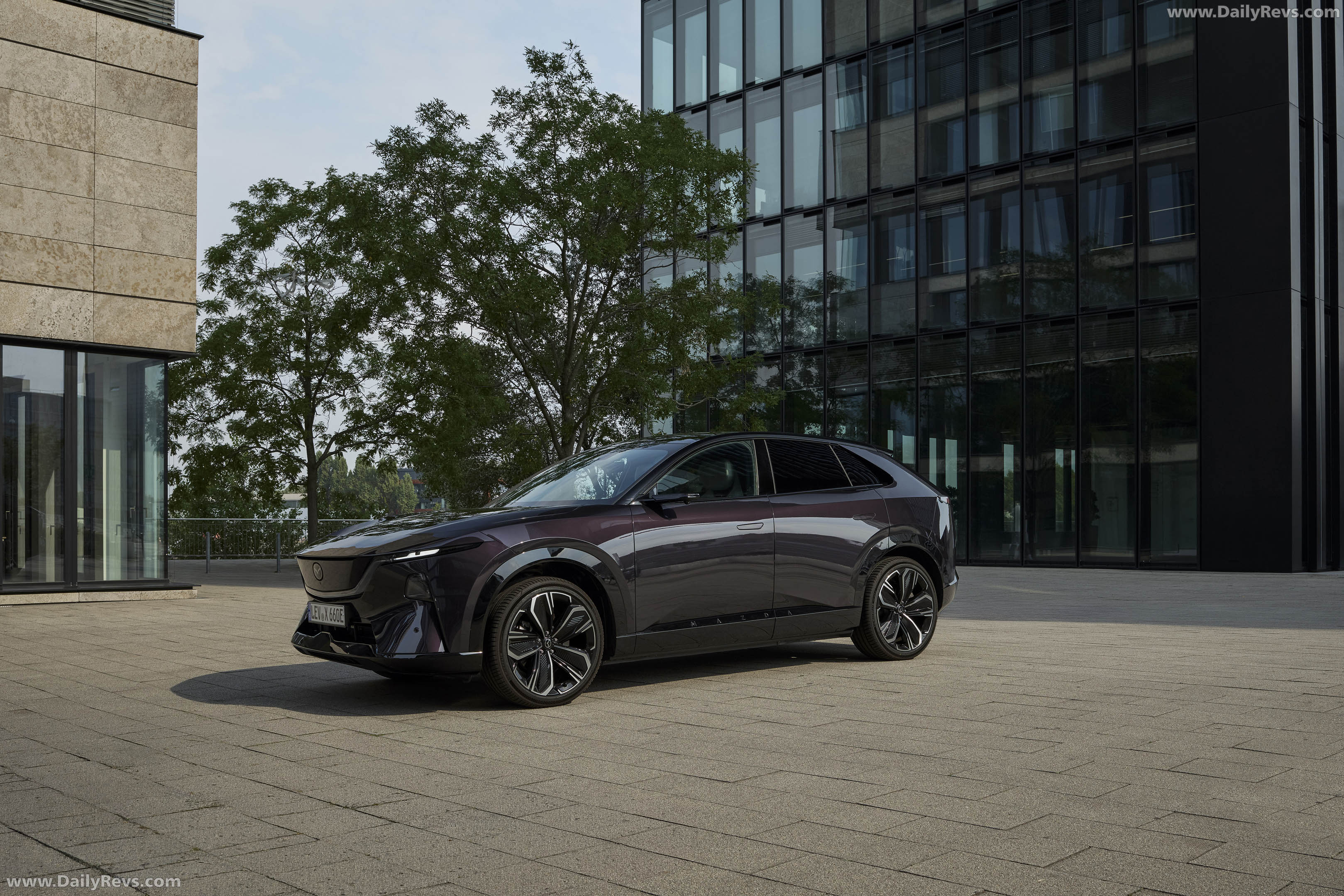 2027 Mazda CX-6e Nightfall Violet Side View