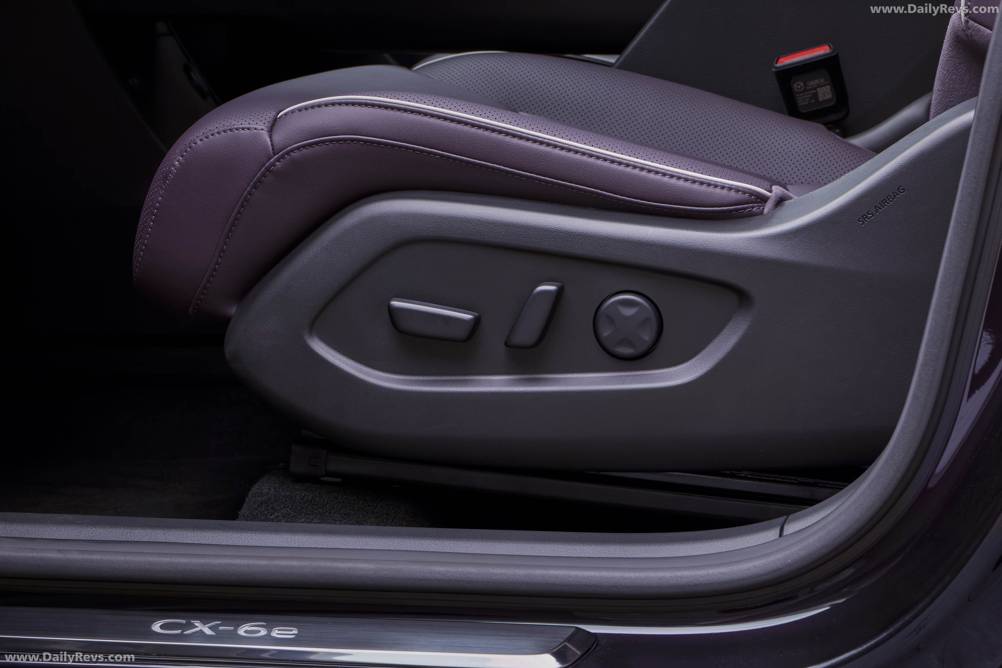 2027 Mazda CX-6e Nightfall Violet Interior