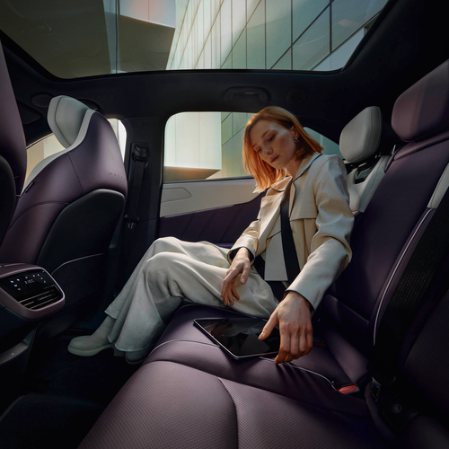 2027 Mazda CX-6e Nightfall Violet Interior