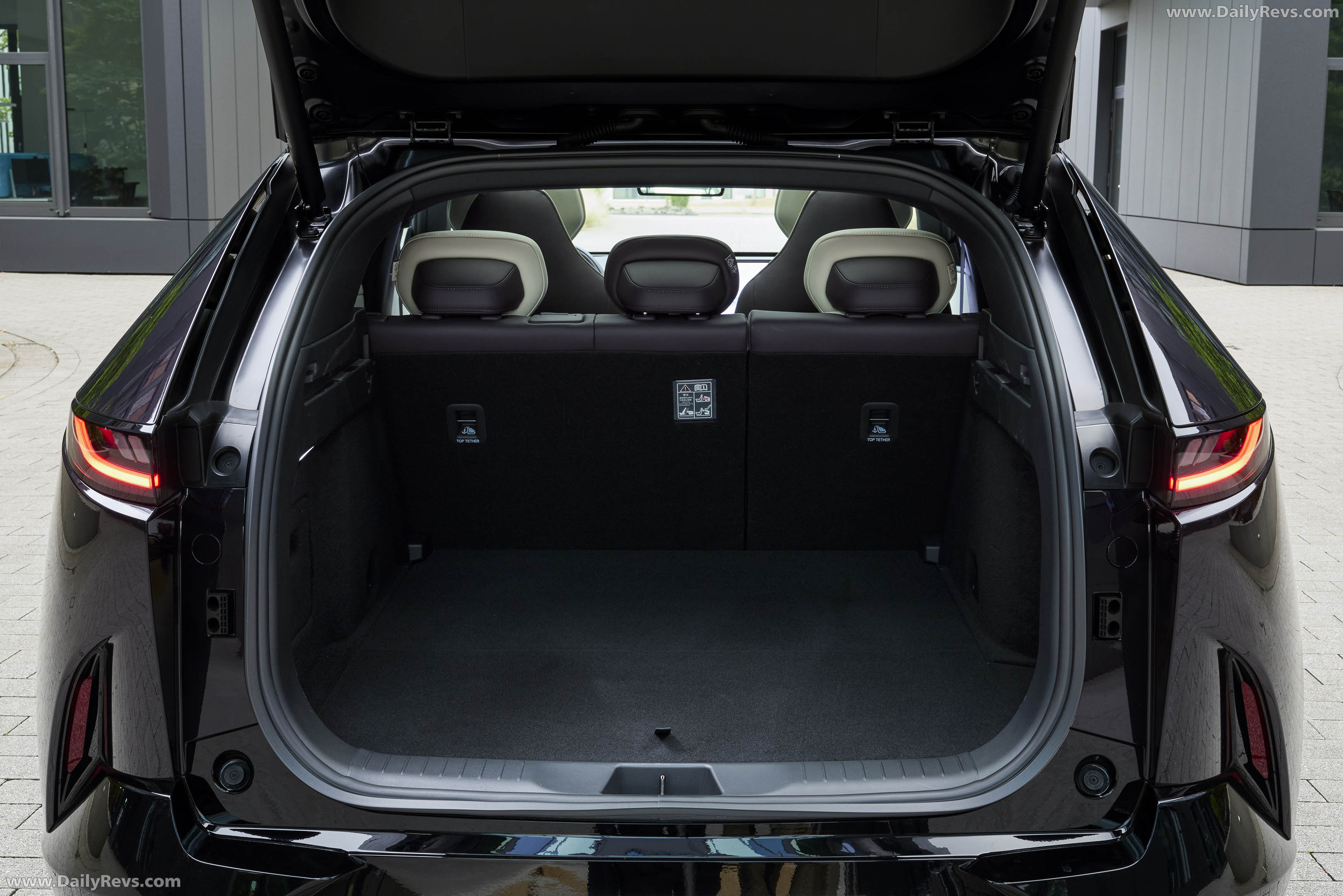 2027 Mazda CX-6e Nightfall Violet Interior