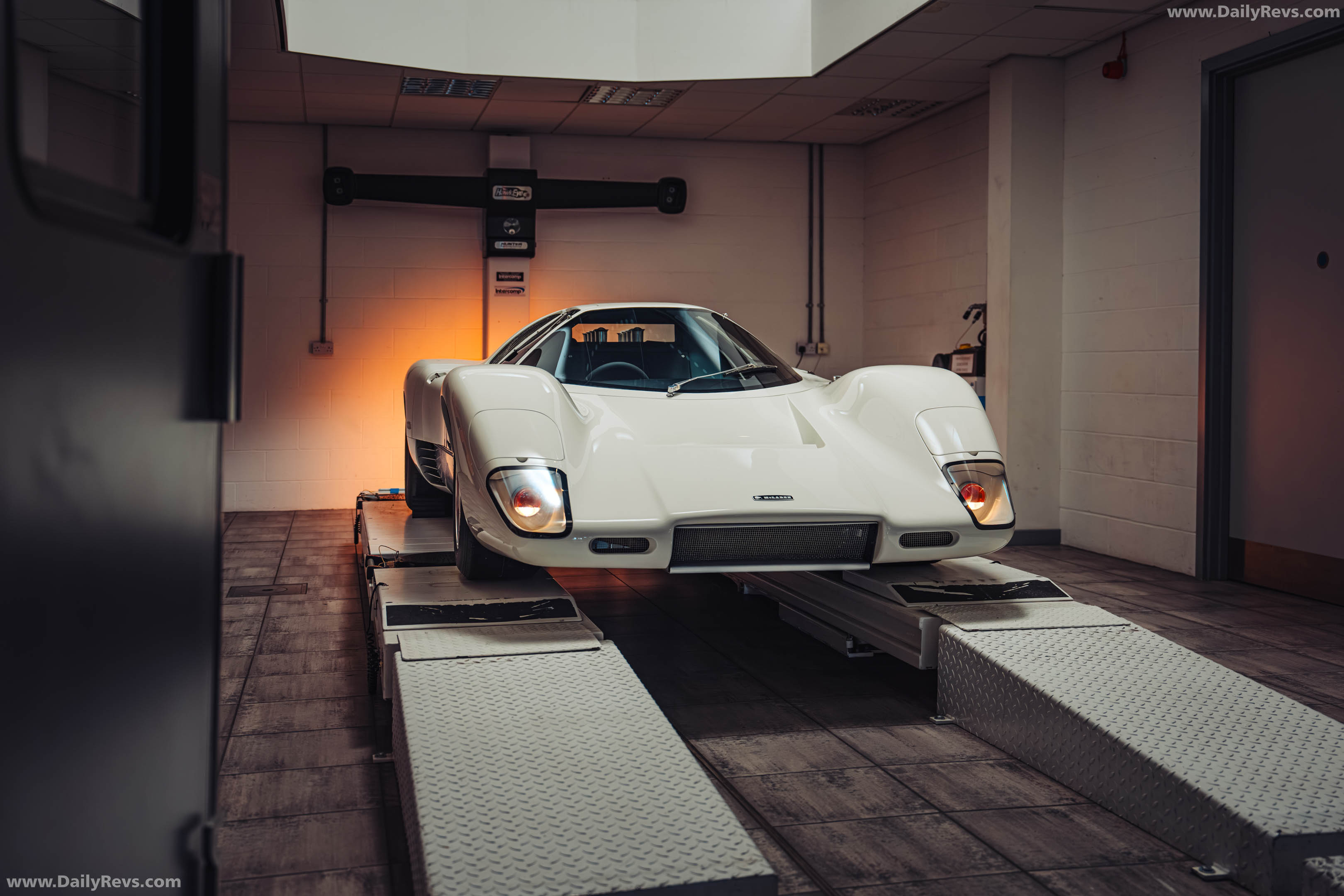 1969 McLaren M6GT Front View