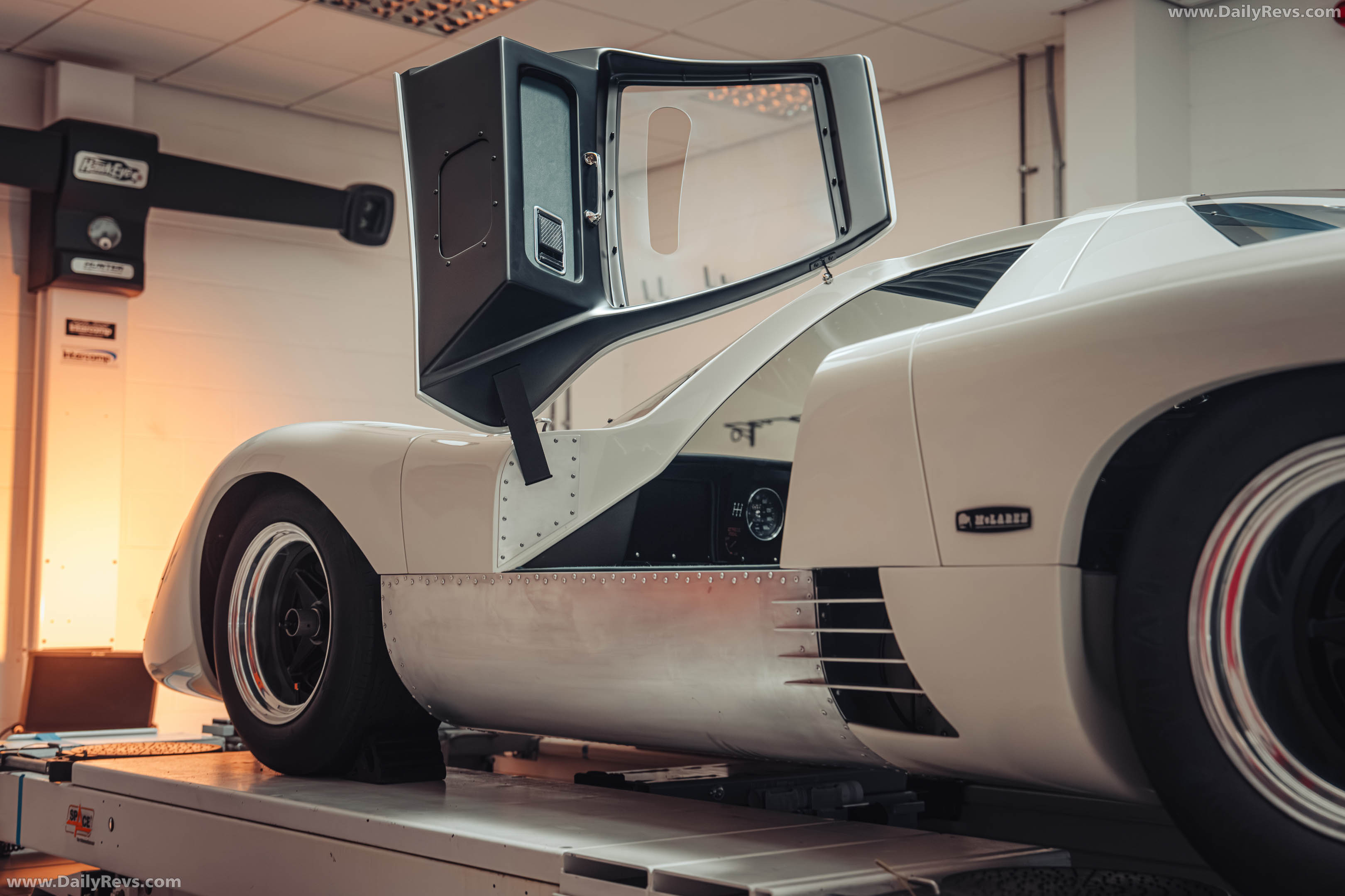 1969 McLaren M6GT Exterior
