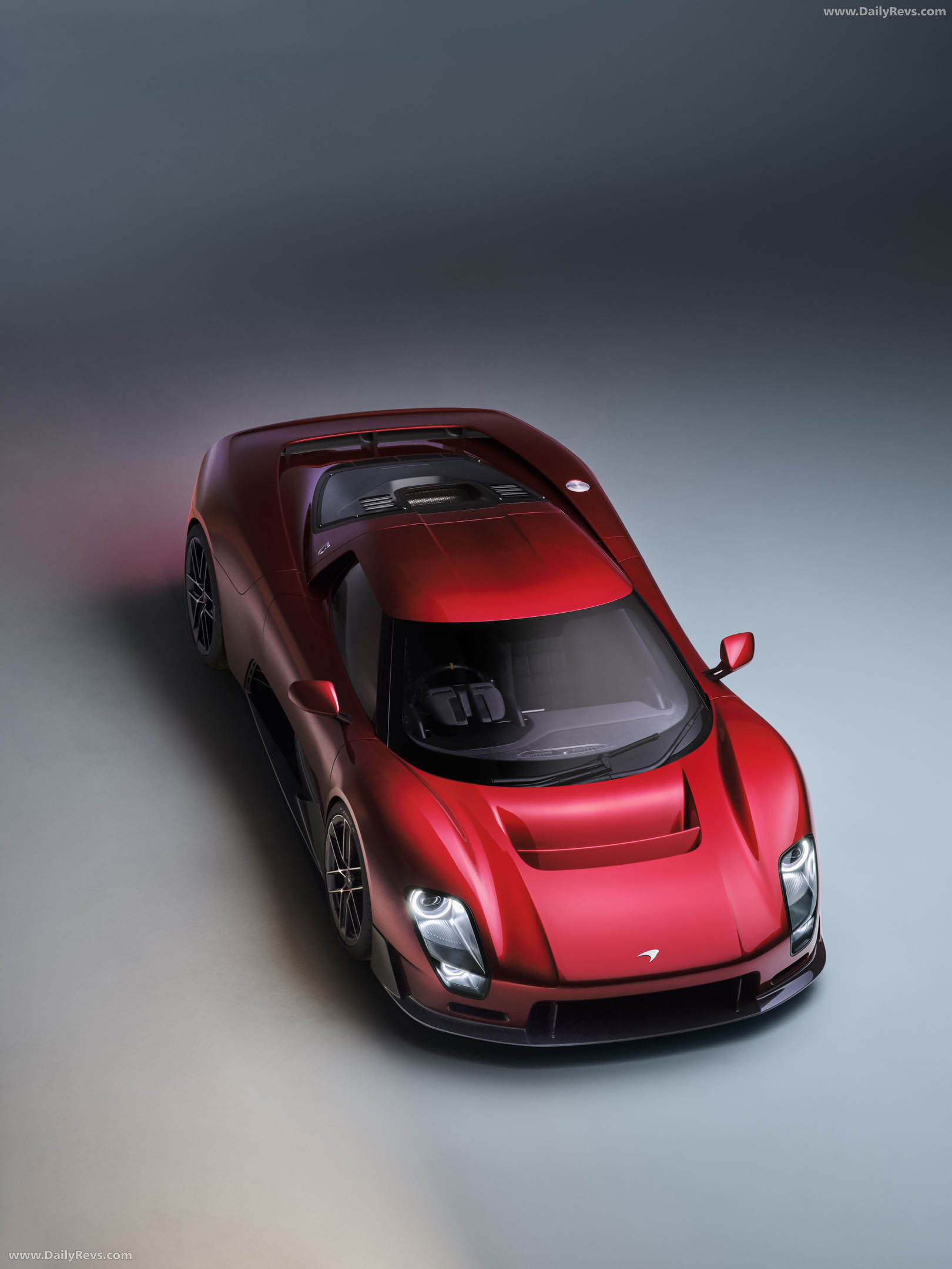 2027 McLaren McL 6GT Concept Top View