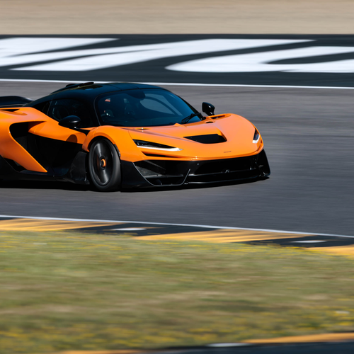 2025 McLaren W1 UK Version Front View