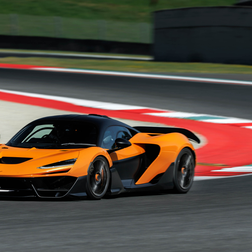 2025 McLaren W1 UK Version Front View