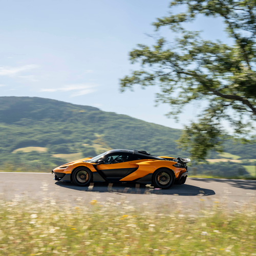 2025 McLaren W1 UK Version Side View