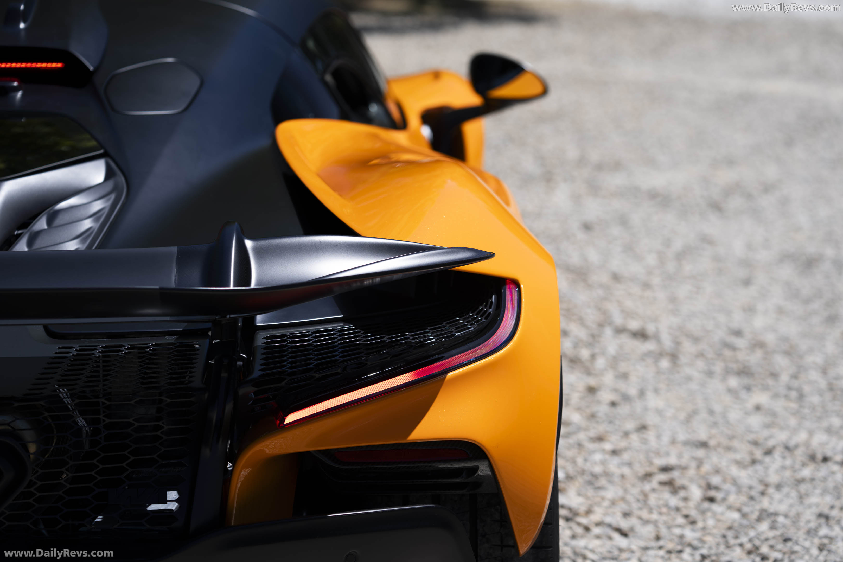 2025 McLaren W1 UK Version Exterior