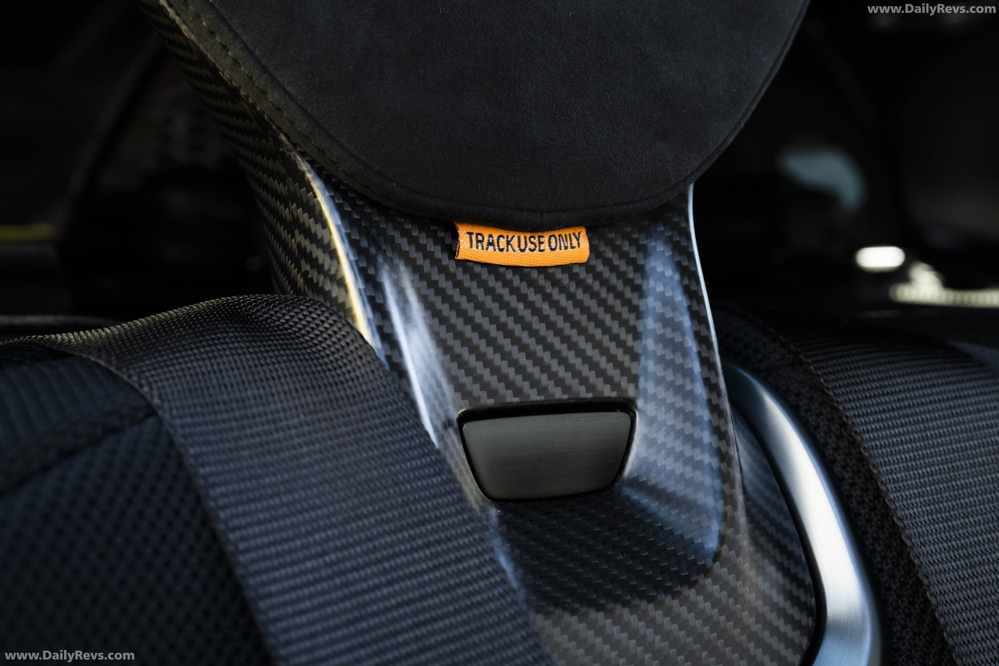 2025 McLaren W1 UK Version Interior