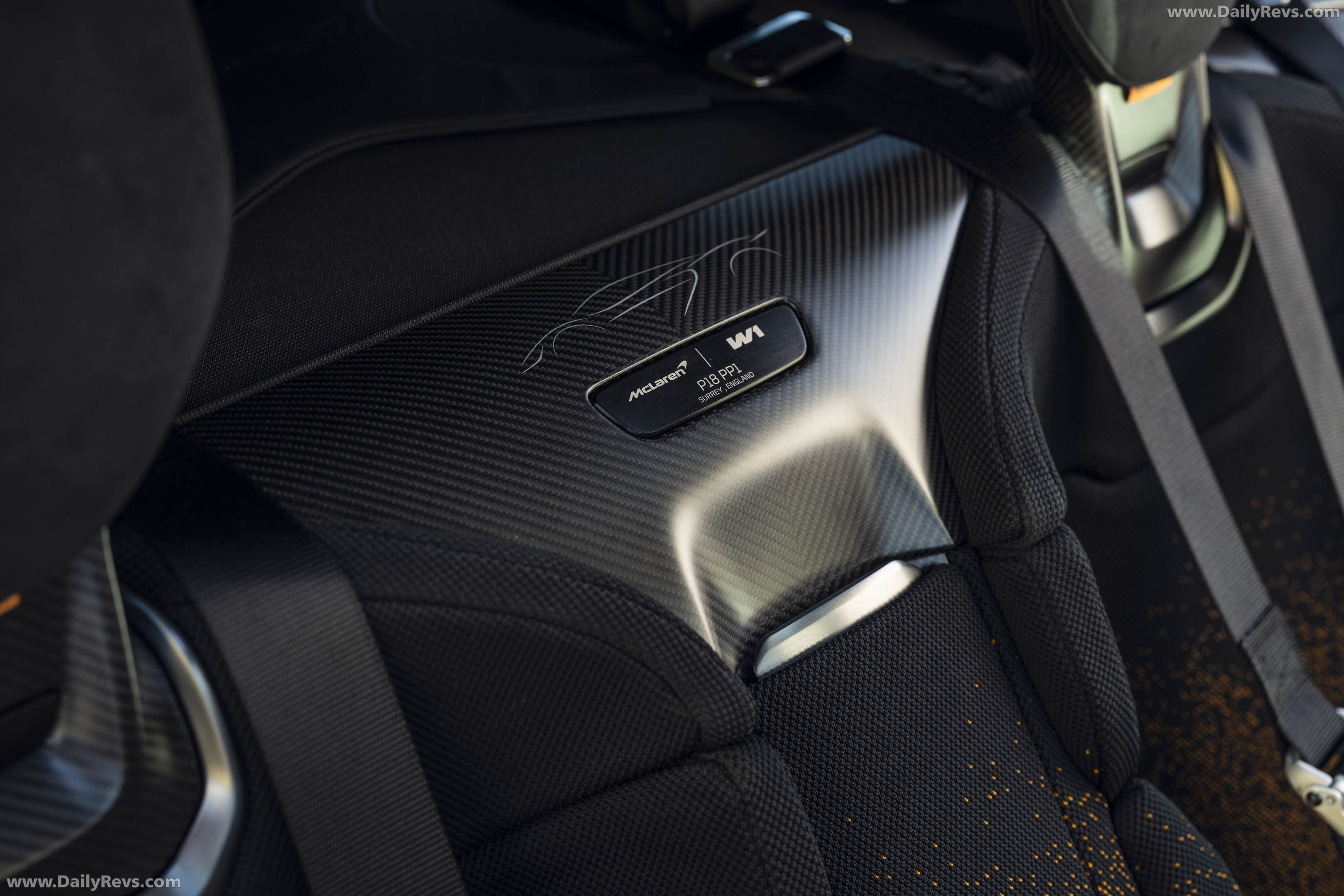 2025 McLaren W1 UK Version Interior