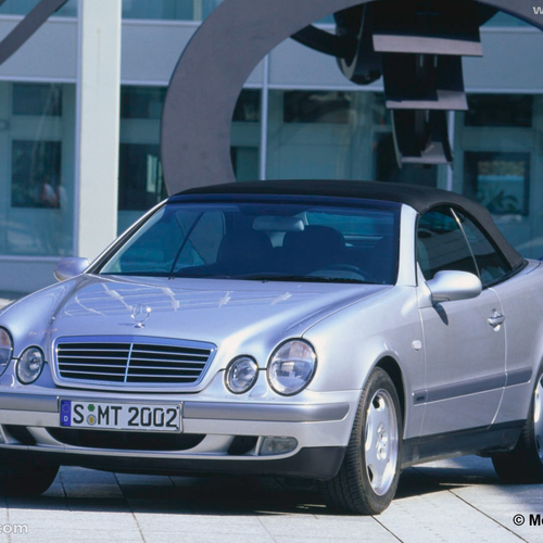1998 Mercedes-Benz CLK Cabriolet C208 Front View