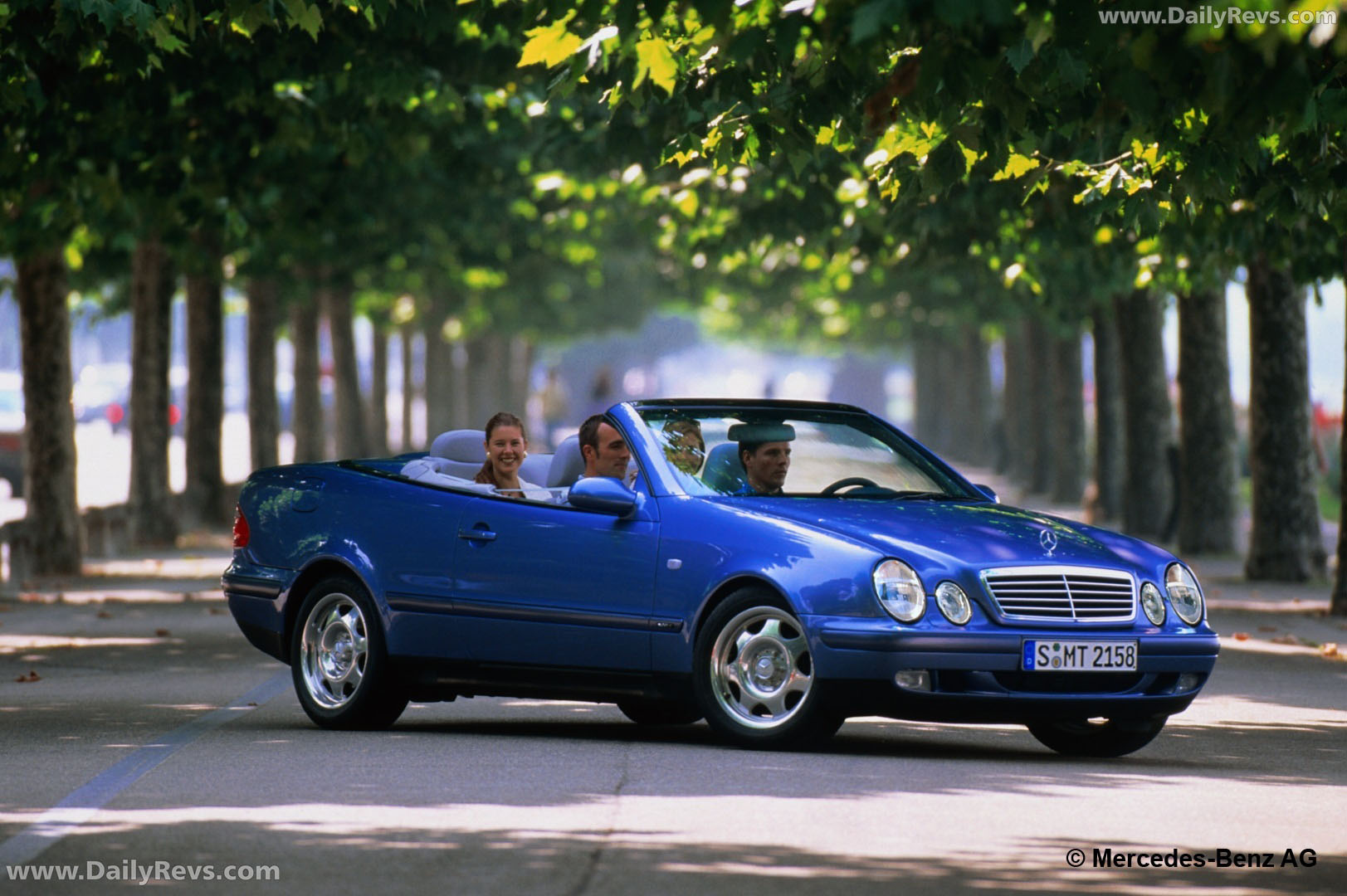 1998 Mercedes-Benz CLK Cabriolet C208 Front View