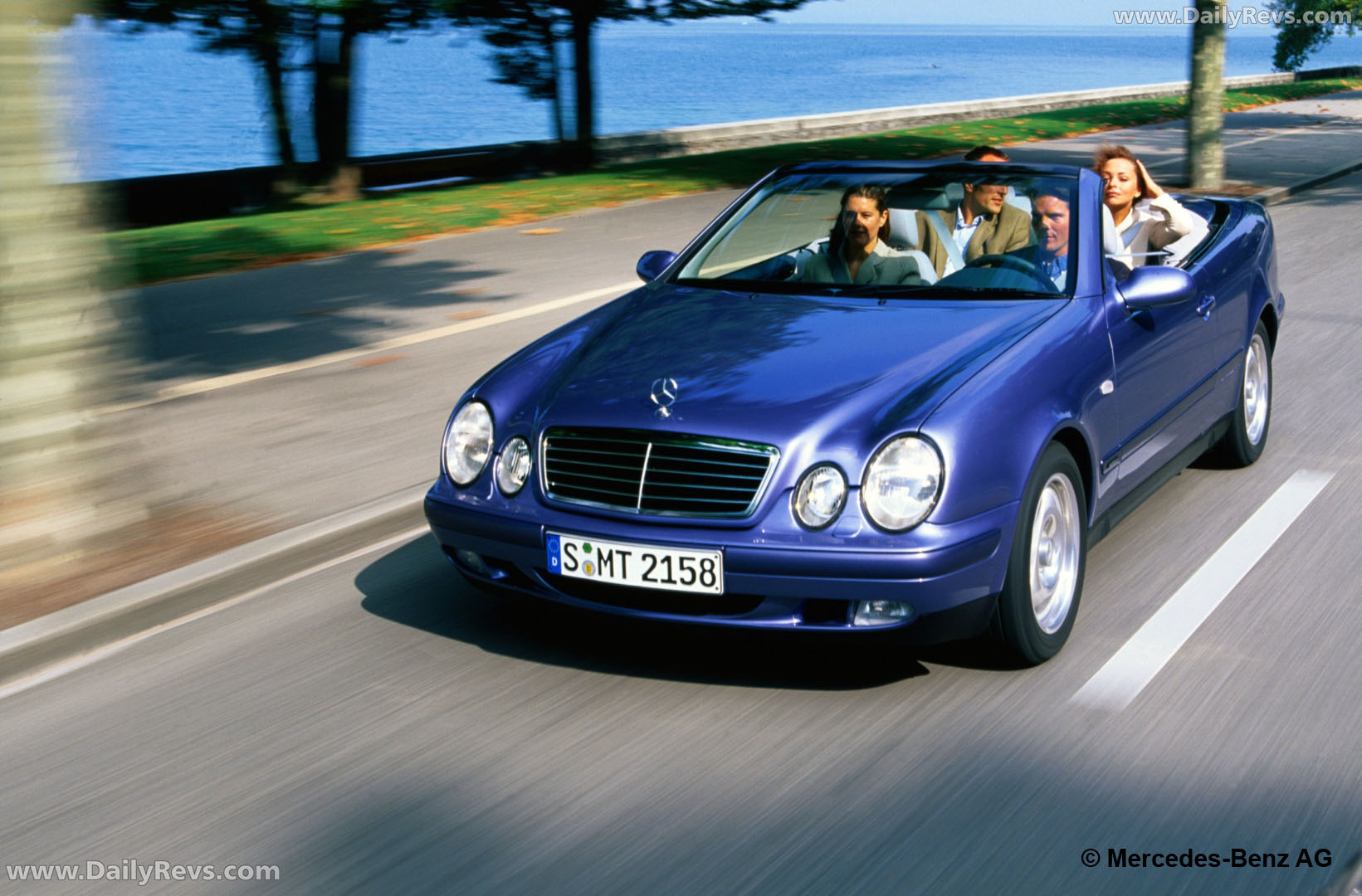 1998 Mercedes-Benz CLK Cabriolet C208 Front View
