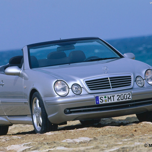 1998 Mercedes-Benz CLK Cabriolet C208 Front View