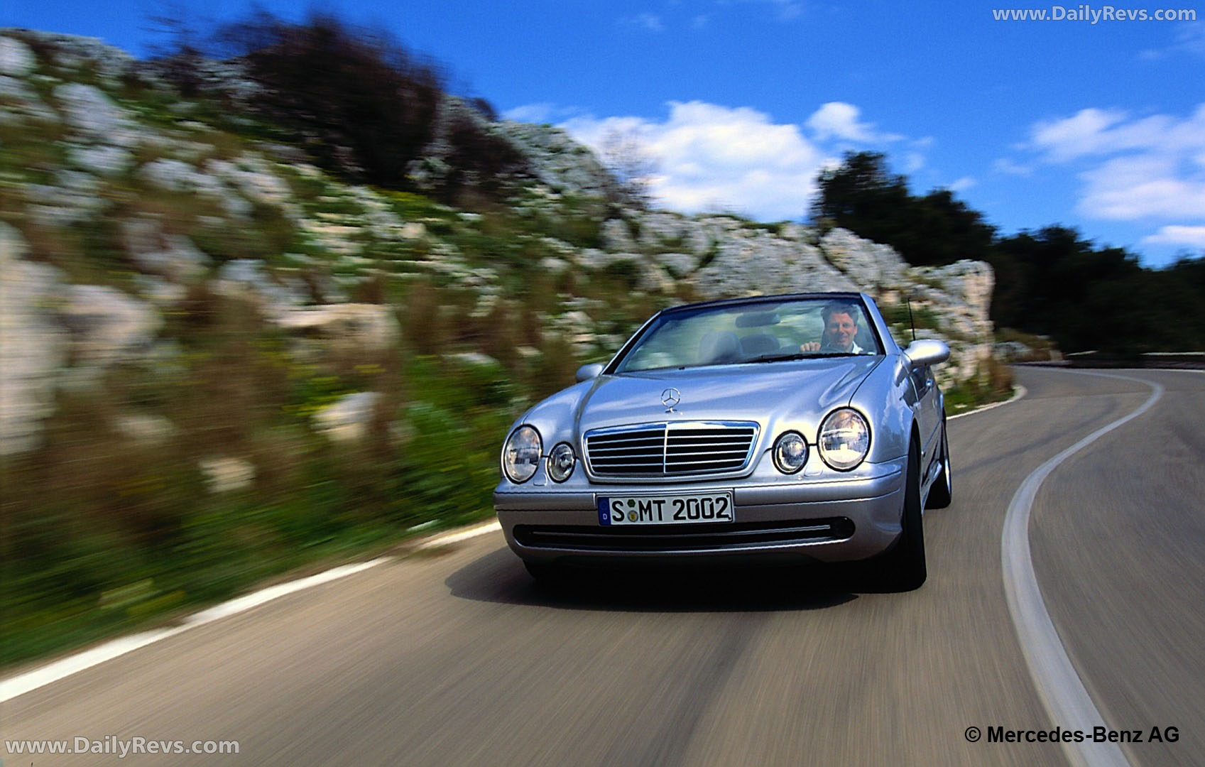 1998 Mercedes-Benz CLK Cabriolet C208 Front View