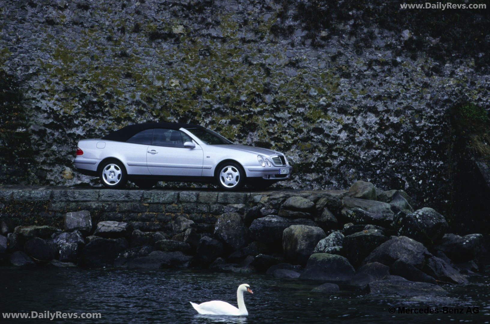 1998 Mercedes-Benz CLK Cabriolet C208 Side View