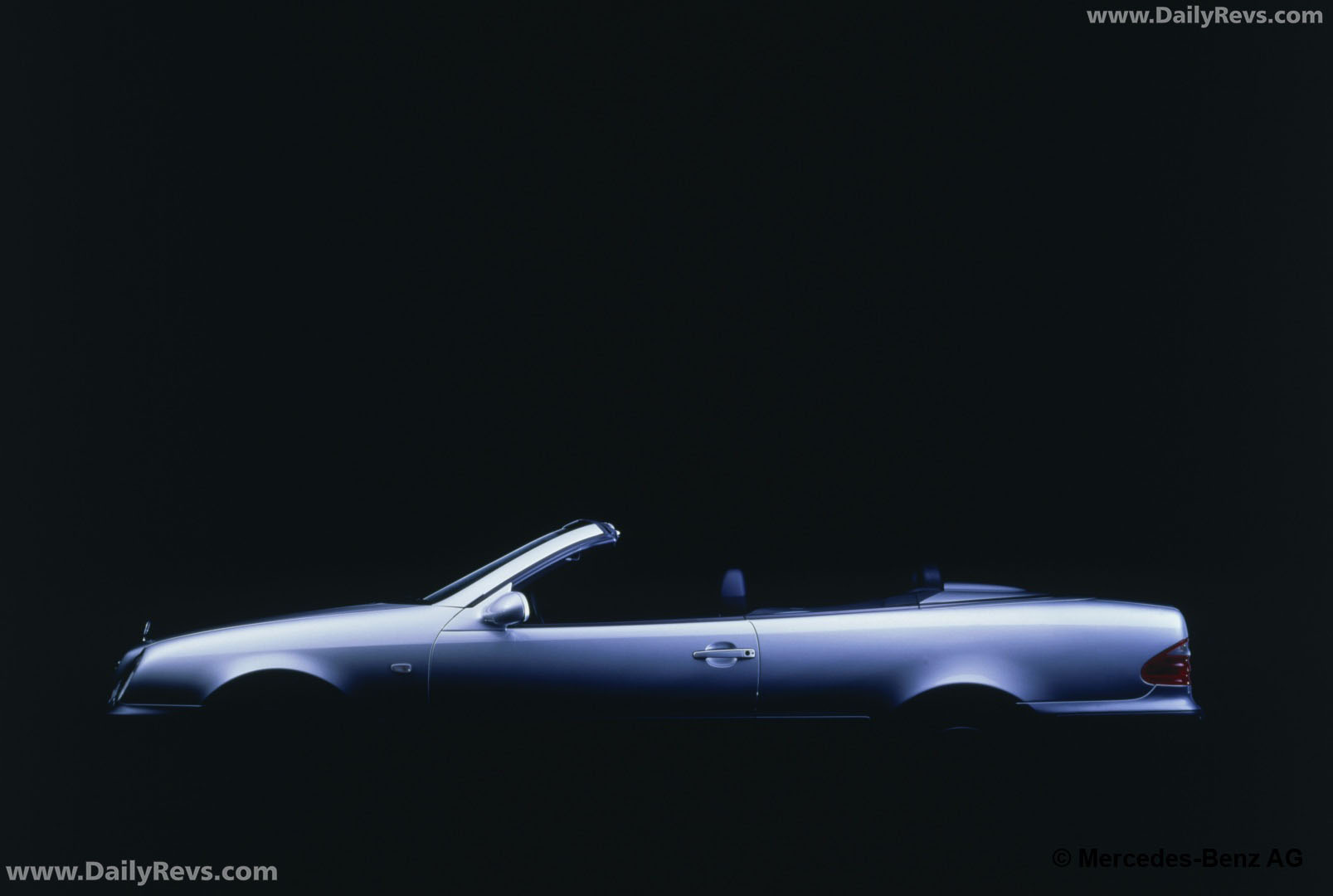 1998 Mercedes-Benz CLK Cabriolet C208 Side View