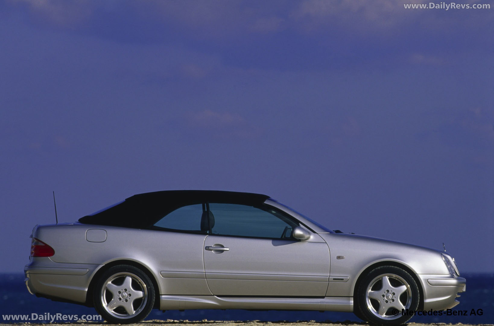 1998 Mercedes-Benz CLK Cabriolet C208 Side View