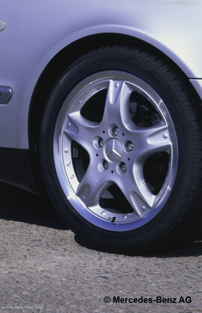 1998 Mercedes-Benz CLK Cabriolet C208 Exterior