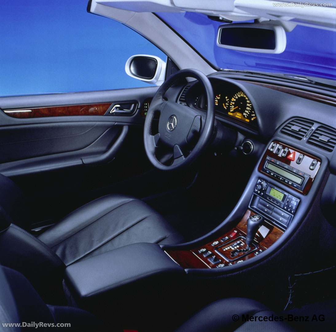 1998 Mercedes-Benz CLK Cabriolet C208 Interior