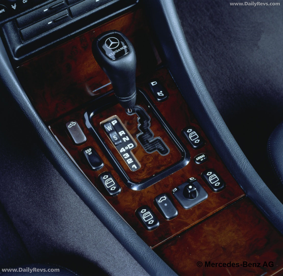 1998 Mercedes-Benz CLK Cabriolet C208 Interior