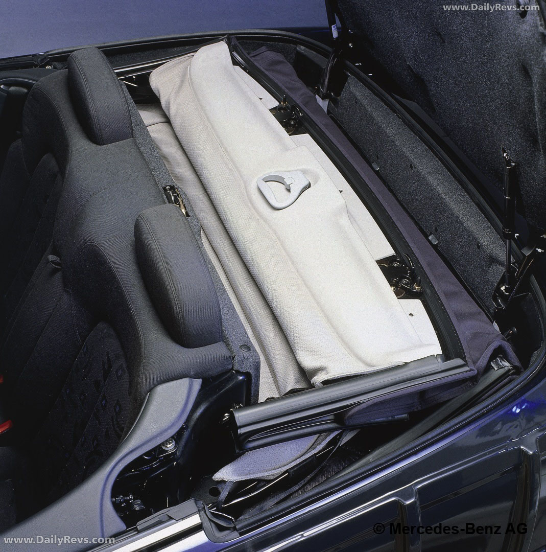 1998 Mercedes-Benz CLK Cabriolet C208 Interior