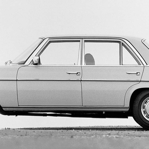 1976 Mercedes-Benz 280 E W123 Side View