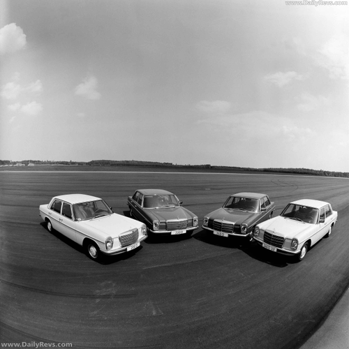 1974 Mercedes-Benz 240 D 3.0 Top View