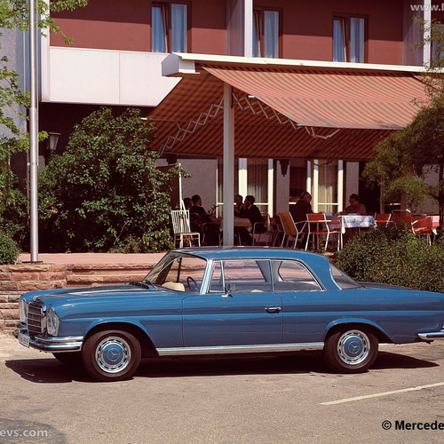1969 Mercedes-Benz 280 SE 3.5 Coupe W111 Side View