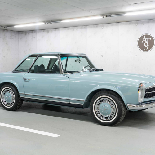 1968 Mercedes-Benz 280 SL Pagoda W113 Front View
