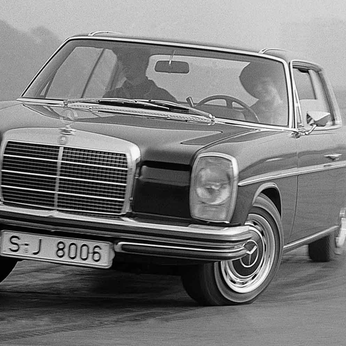 1967 Mercedes-Benz 250C W114 Front View
