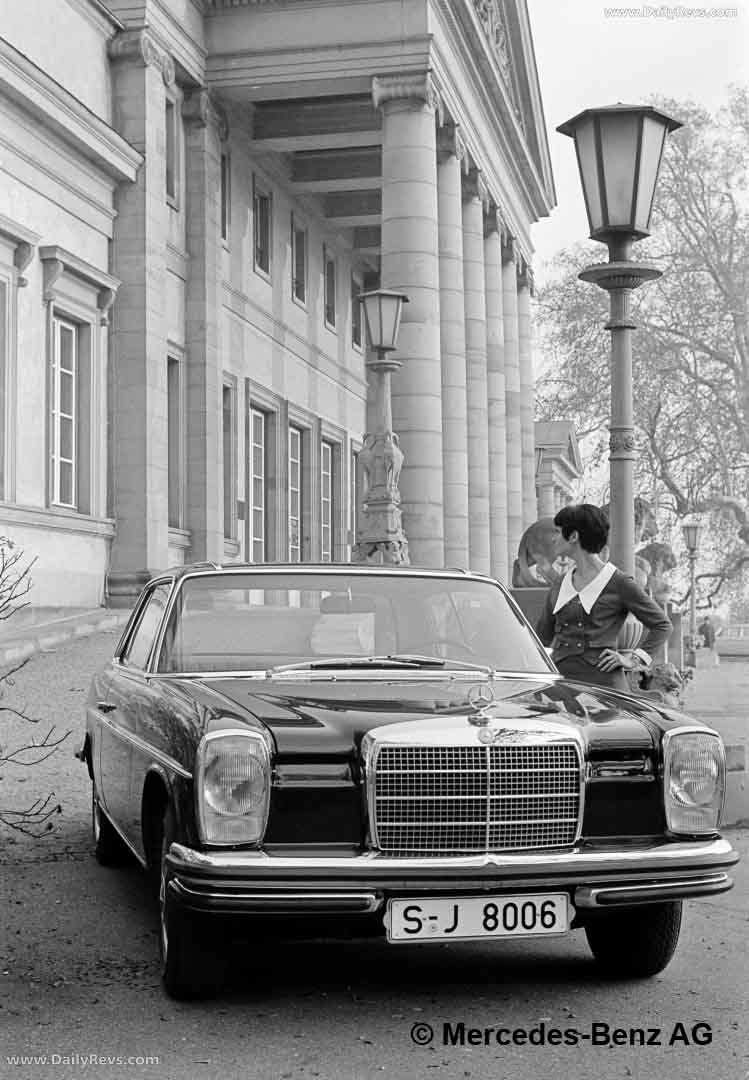 1967 Mercedes-Benz 250C W114 Front View