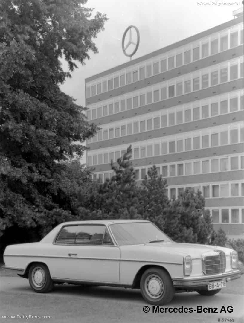 1967 Mercedes-Benz 250C W114 Front View