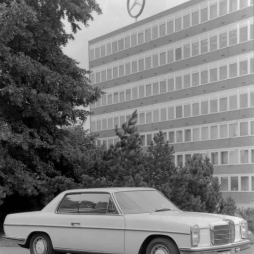 1967 Mercedes-Benz 250C W114 Front View