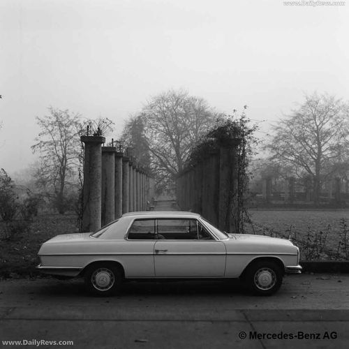 1967 Mercedes-Benz 250C W114 Side View