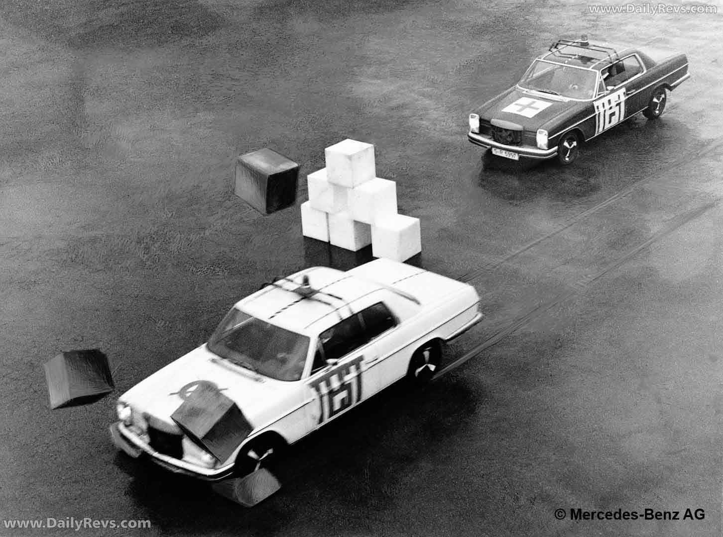 1967 Mercedes-Benz 250C W114 Top View