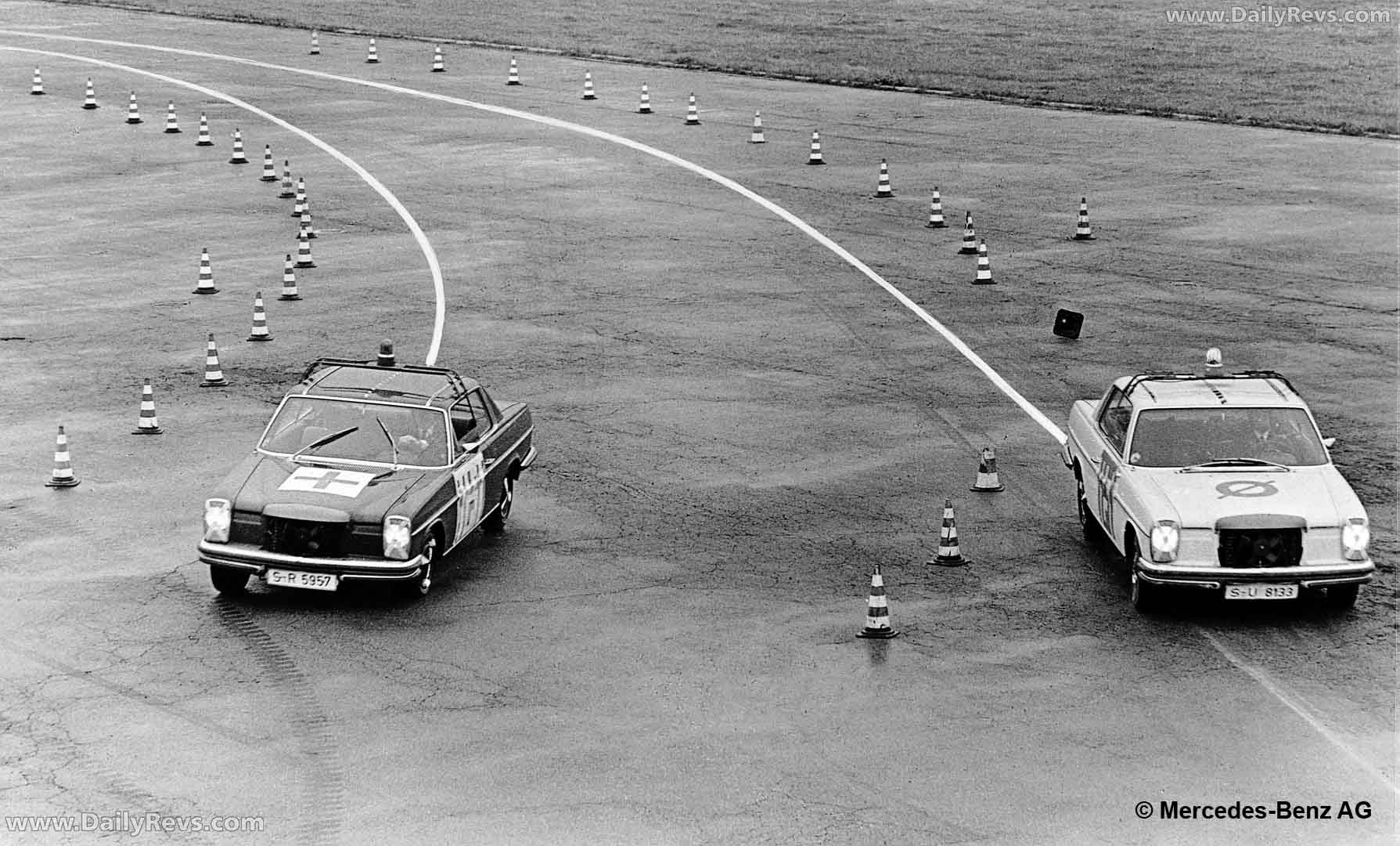1967 Mercedes-Benz 250C W114 Top View
