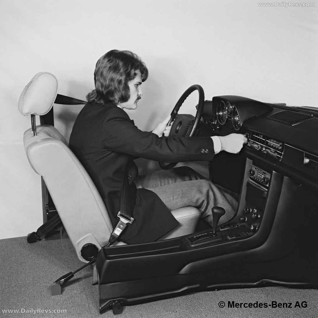 1967 Mercedes-Benz 250C W114 Interior