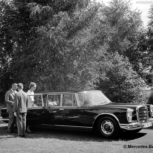 1964 Mercedes-Benz 600 Pullman Limousine W100 Front View