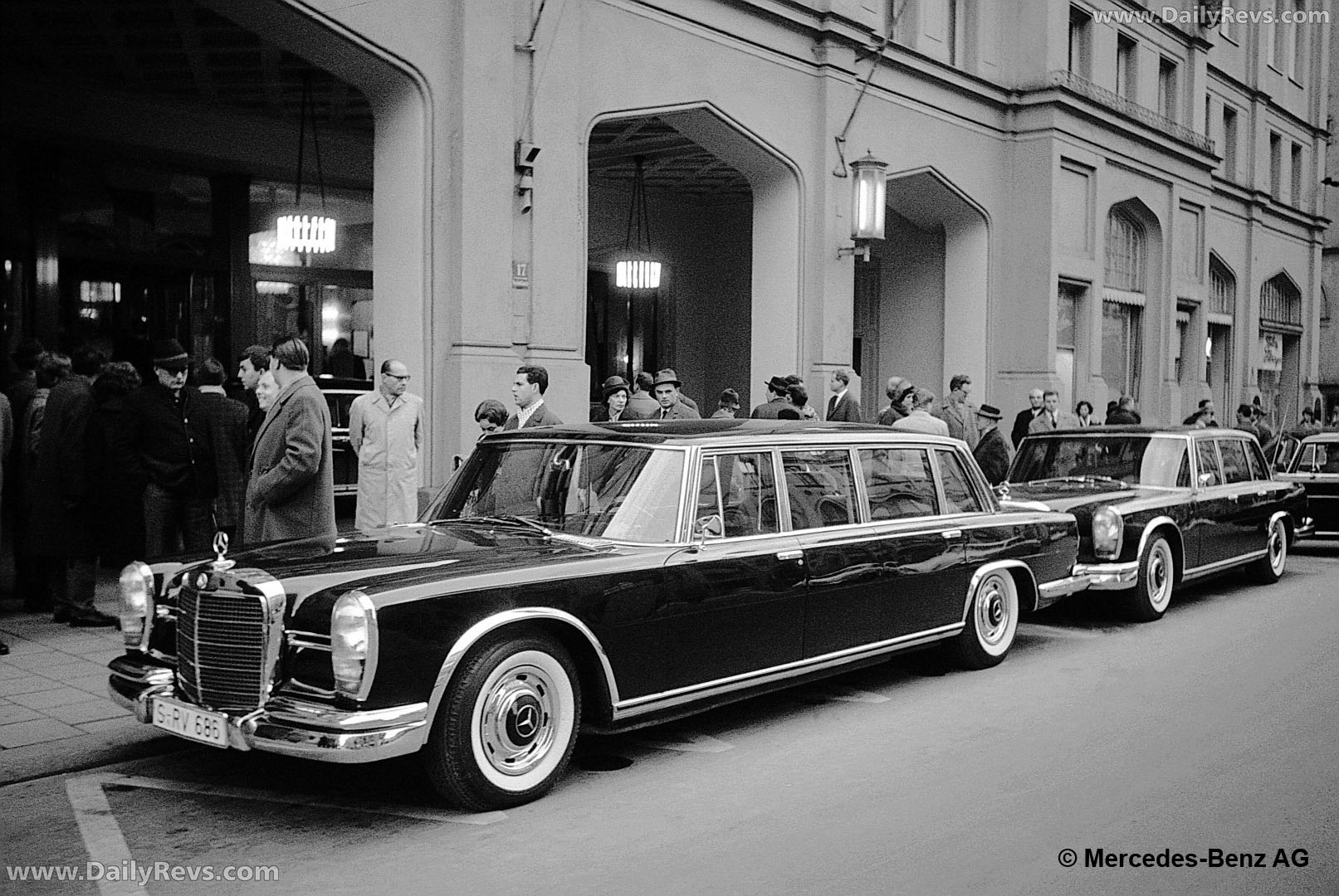 1964 Mercedes-Benz 600 Pullman Limousine W100 Front View