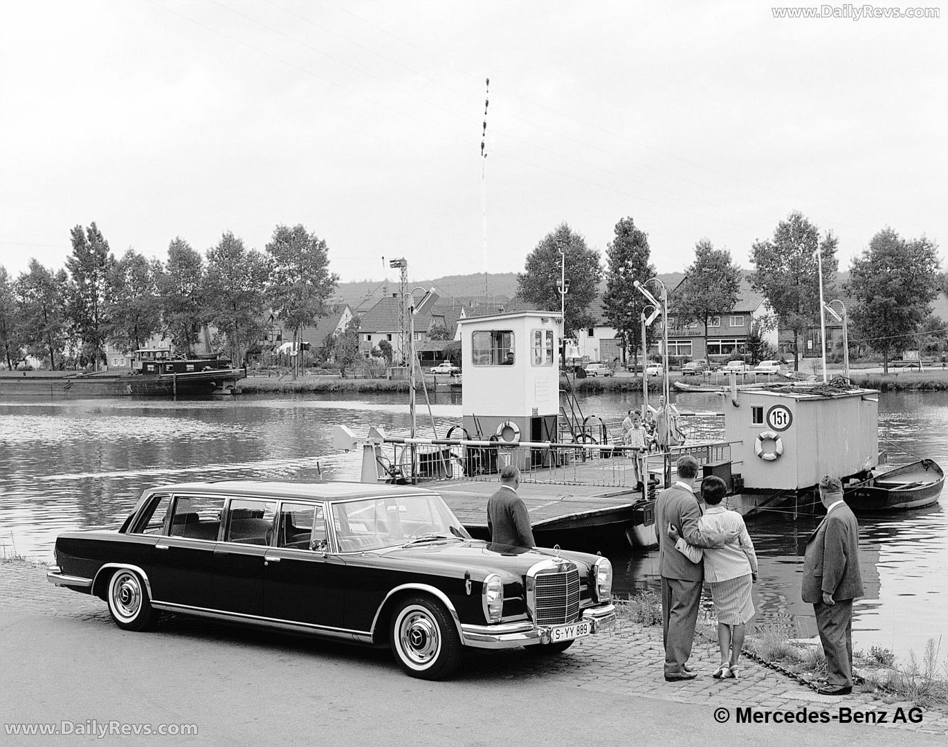 1964 Mercedes-Benz 600 Pullman Limousine W100 Front View