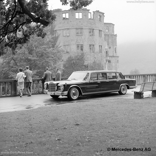 1964 Mercedes-Benz 600 Pullman Limousine W100 Front View