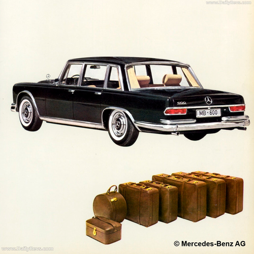 1964 Mercedes-Benz 600 Pullman Limousine W100 Rear View