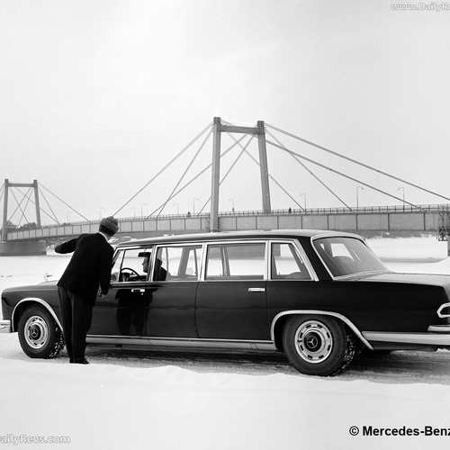 1964 Mercedes-Benz 600 Pullman Limousine W100 Rear View