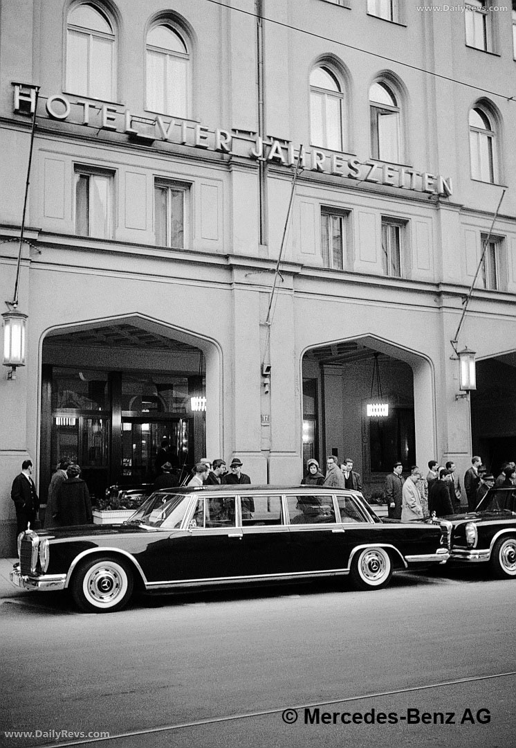 1964 Mercedes-Benz 600 Pullman Limousine W100 Side View