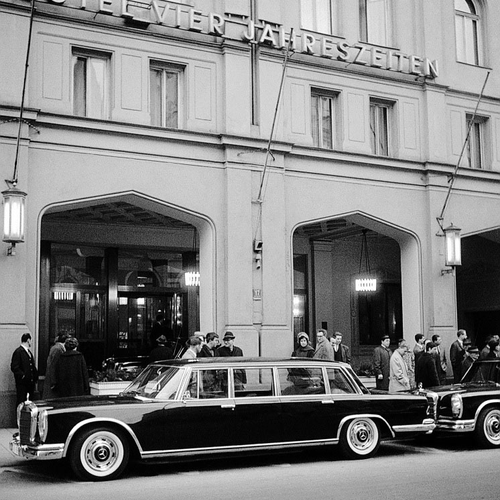 1964 Mercedes-Benz 600 Pullman Limousine W100 Side View