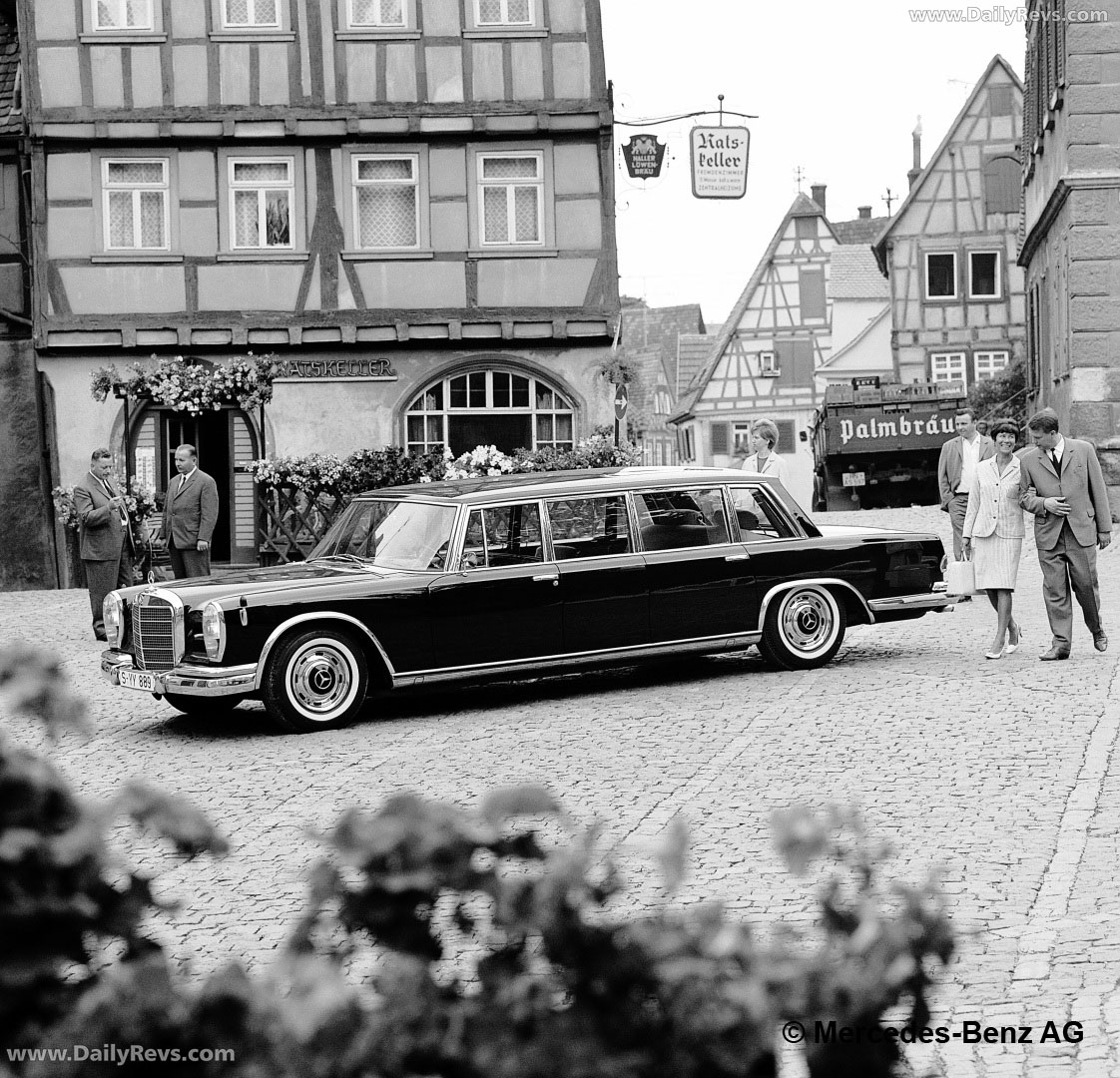 1964 Mercedes-Benz 600 Pullman Limousine W100 Side View