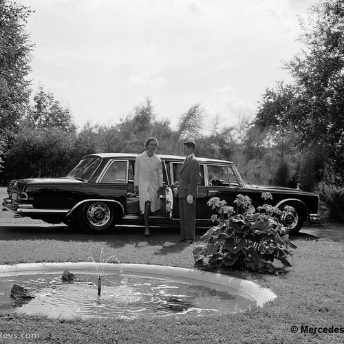 1964 Mercedes-Benz 600 Pullman Limousine W100 Side View