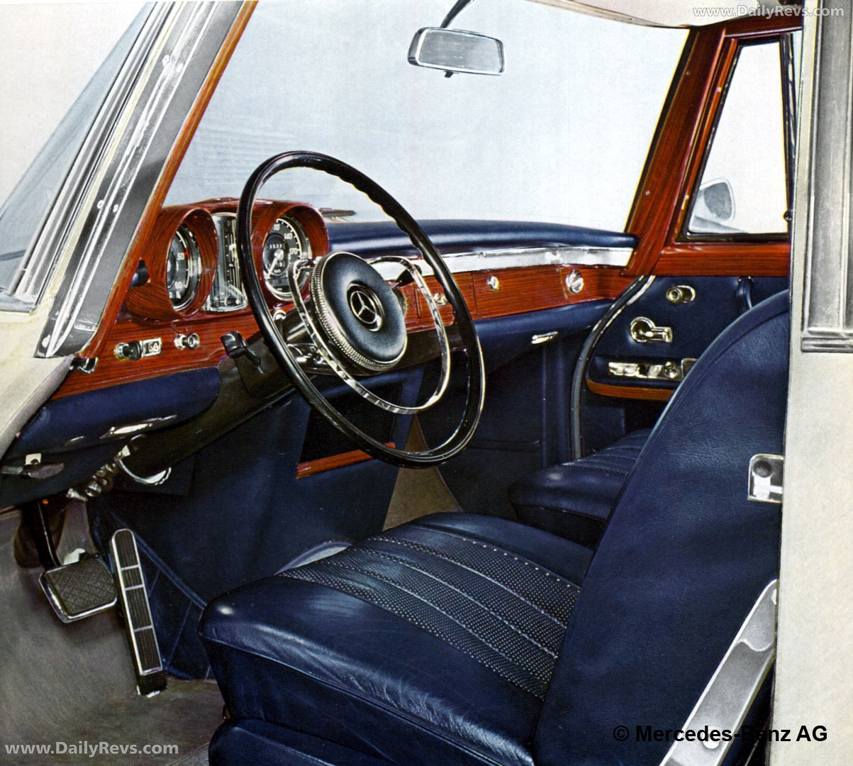 1964 Mercedes-Benz 600 Pullman Limousine W100 Interior