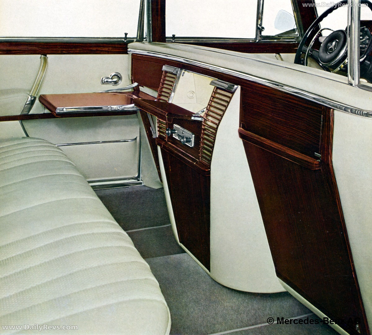 1964 Mercedes-Benz 600 Pullman Limousine W100 Interior